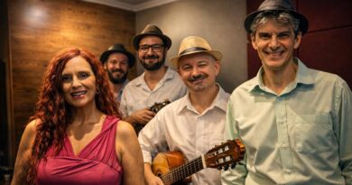 Cantora Mônica Marina homenageia Adoniran Barbosa em série de shows e busca patrocinadores via Lei Rouanet